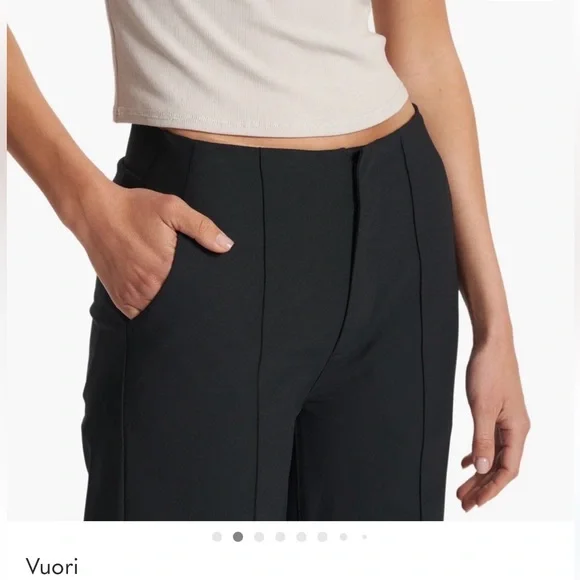 Vuori Women’s Meta Wideleg Pant (short inseam) size Small in Black. - Picture 6 of 8